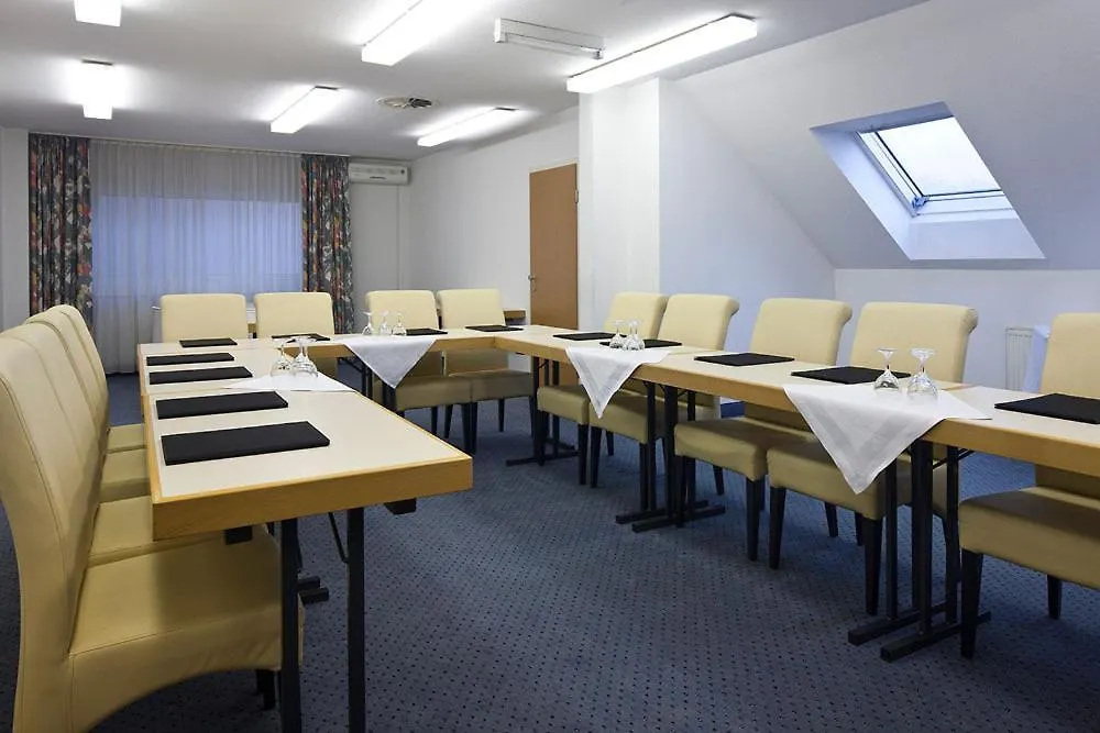 דרזדן A'Ppart Hotel Garden Cottage גרמניה